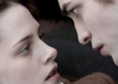 Após separação conturbada, Robert e Kristen vão passar ano novo juntos