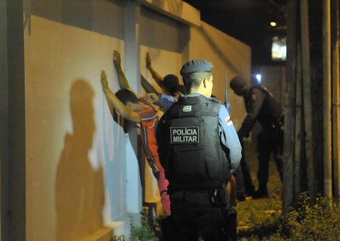 Polícia prende 175 pessoas em quatro dias  e registro  de crimes cai 26% 