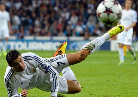 Blatter pede desculpas a CR7 por declarações polêmicas