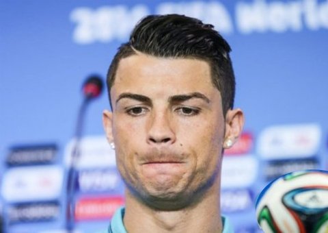 Mãe de Cristiano Ronaldo revela que tentou abortar jogador