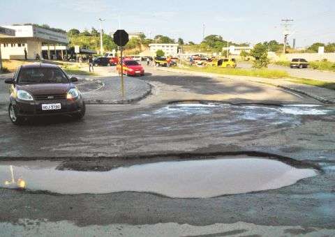Centro de treinamento veicular transformado em cratera