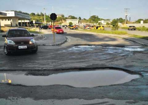 Operação tapa-buracos fecha CTDV do Detran na segunda-feira