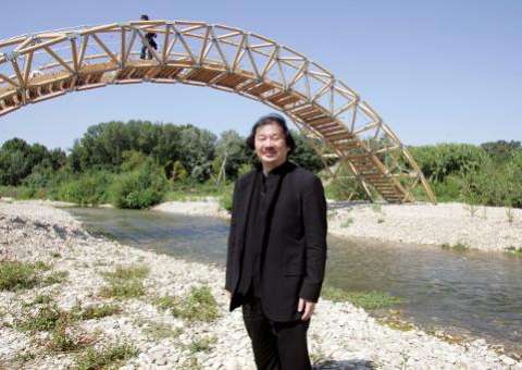 Shigeru Ban vence o prêmio Pritzker, o Nobel da Arquitetura