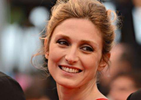 Atriz que teria caso com presidente francês é indicada ao Cesar