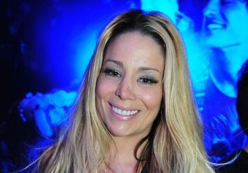 Dois anos após acidente, Danielle Winits processa teatro