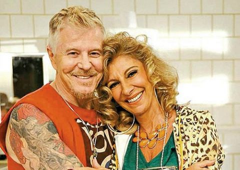 Após cirurgia, Marília Pêra volta à "Pé na Cova"