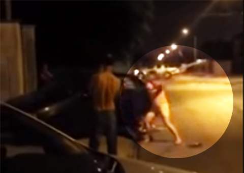 Vídeo do Público: Mulher se revolta e quebra carro com marreta