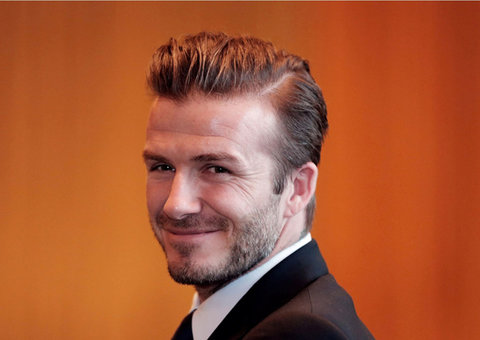 David Beckham sofre acidente de moto por causa de paparazzi
