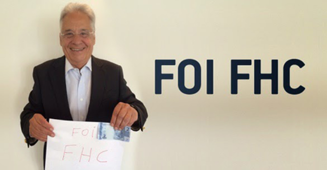 FHC ironiza Dilma em foto com cédula de Real: "Foi FHC"