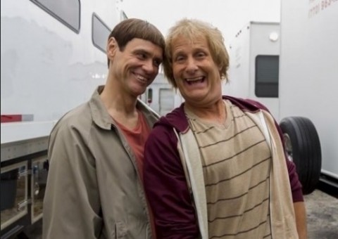 Veja imagens do primeiro trailer de "Debi e Lóide 2"