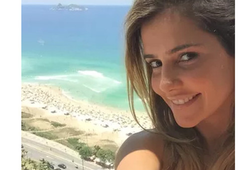 Famosos se despedem de 2014 nas redes sociais