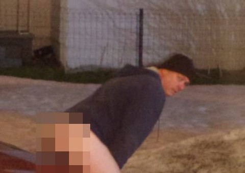 Defecador em série é flagrado em ação por vítima