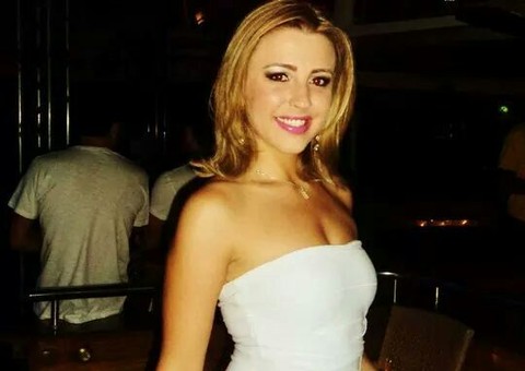 Dentista era bandida. Mas linda e perigosa. Está presa 