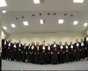 São frouxos os desembargadores? 