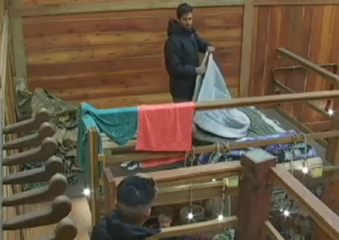 Beto percebe frustração de Yudi por ter perdido Aryane e se desculpa com o peão