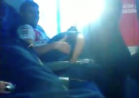 VÍDEO: No ônibus do Colégio Nossa Senhora Aparecida, suposto professor faz sexo com aluna