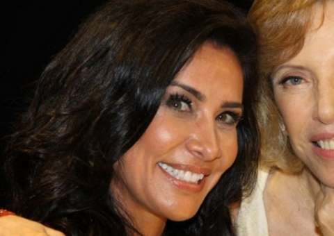  Scheila Carvalho fala sobre infidelidade do marido: "Eu não chamo de traição"