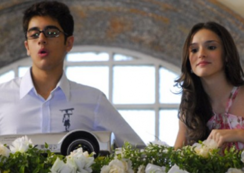 Globo troca o horário do "Vale a pena ver de novo" com "Sessão da Tarde"