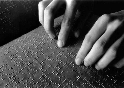 Semed realiza evento em comemoração ao Dia Nacional do Braille
