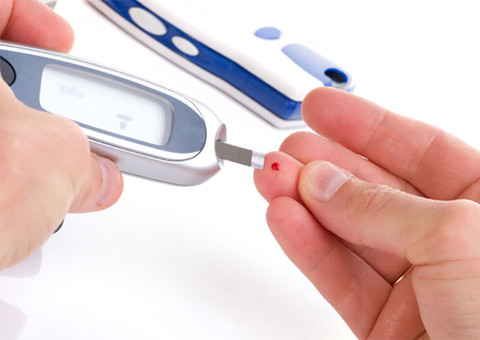 Bê-a-bá da prevenção bucal para pessoas com diabetes