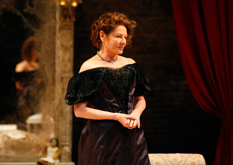 Atriz vencedora do Oscar diz que tem dificuldades para pagar aluguel