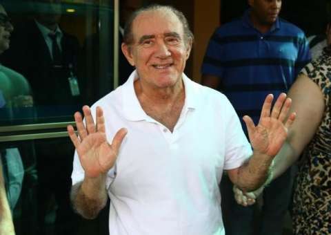 Renato Aragão se irrita com manobrista e causa demissão do rapaz