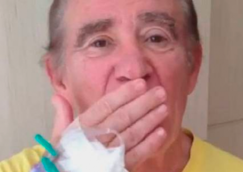  Renato Aragão recebe alta após ficar uma semana internado