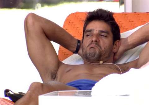 Diego leva bronca e apelida o diretor Boninho