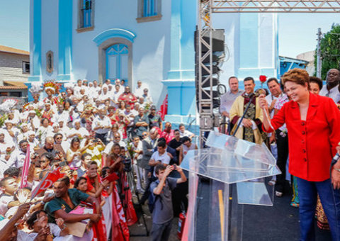 Dilma é pedida em casamento