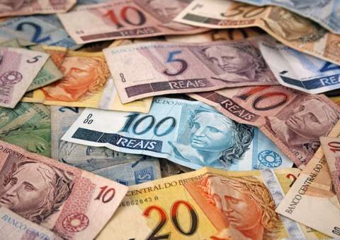 Crimes eleitorais dão em apreensão de R$ 250 mil