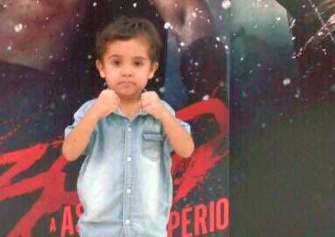 Ônibus atropela e mata criança de três anos