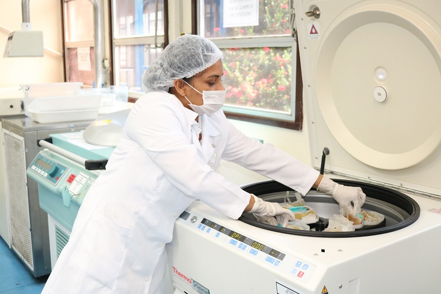 Projeto da Fundação Hemoam vai analisar eficácia da vacina contra a Covid