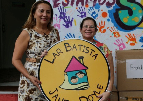 Presidente do TRE faz doação ao Lar Batista Janell Doyle