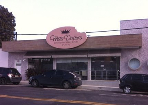 "Miss Doçura" é invadida e assaltada