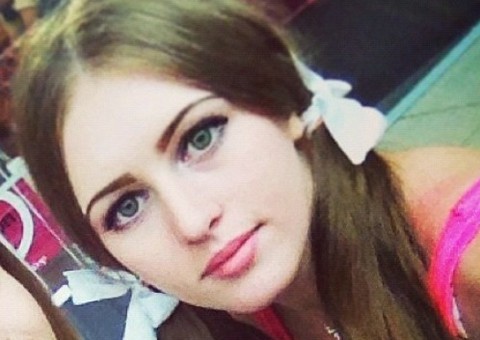 Ela tem o rostinho de anjo, mas o corpo vai te surpreender!