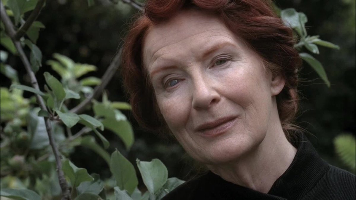 Frances Conroy é confirmada na 10ª temporada de American Horror Story