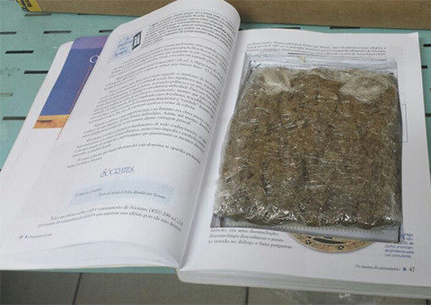 Fiscalização da Alfândega apreende 6 kg de drogas nos Correios