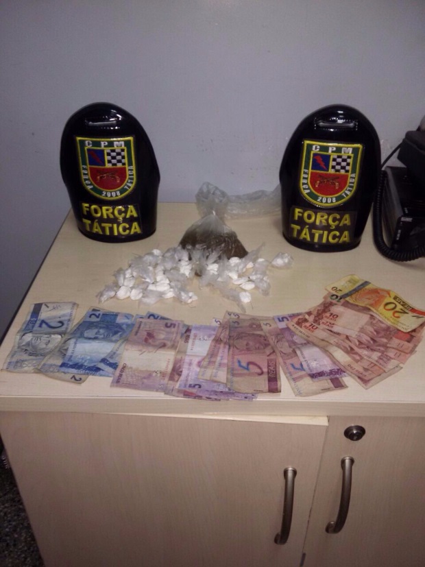 No Amazonino Mendes, Força Tática prende homem traficando cocaína