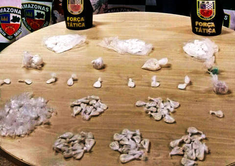 Na Colônia Santo Antônio, homem é preso comercilizando drogas