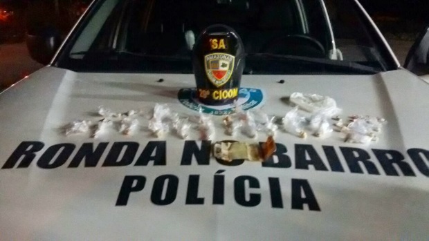 Policiais da 29ª Cicom prendem homem com entorpecentes no Mauazinho