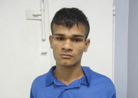 Criminoso grita gol da Itália e é descoberto pela polícia na Compensa