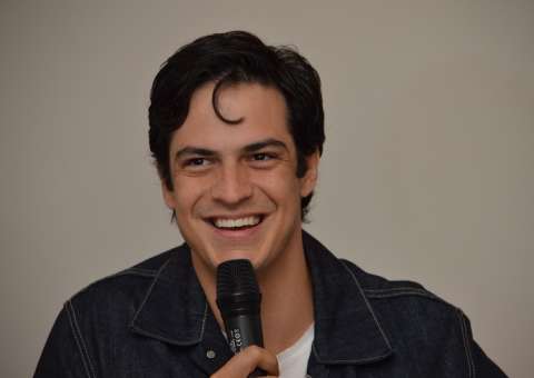  Mateus Solano poderá interpretar Erasmo Carlos no cinema