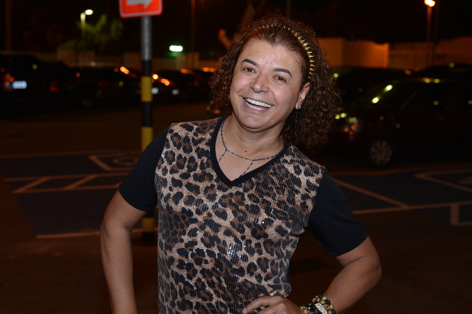 Sem poder votar, David Brazil denuncia: "votaram no meu lugar"