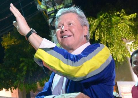  Artur inspeciona obras na Autaz Mirim e nova iluminação de Manaus