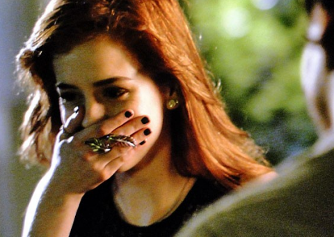 Natasha vai dar um golpe em Thales