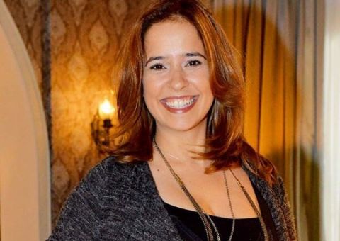 Querendo exclusividade, Paloma Duarte pede para posto do Detran fechar