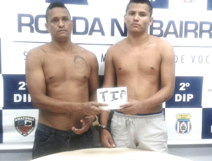 Dupla é presa por policiais do 2º DIP com um tablete de oxi