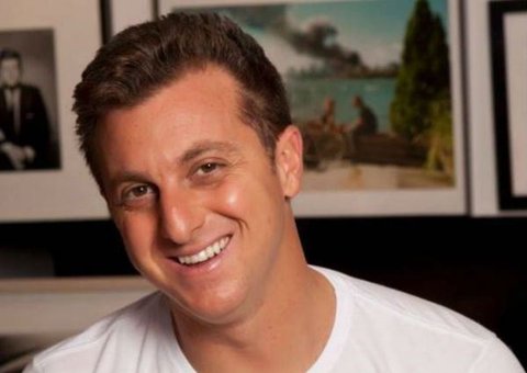 Luciano Huck diz que não lançaria Tiazinha e Feiticeira nos dias de hoje