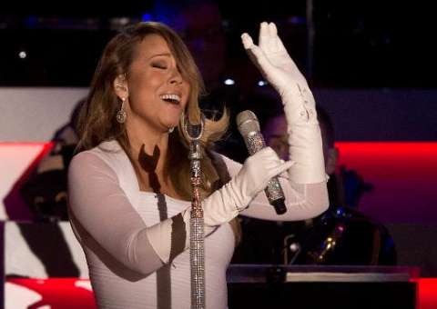 Mariah Carey é criticada por show para presidente de Angola