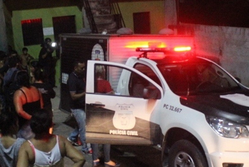 Jovem é morto a tiros quando empinava 'papagaio' em Manaus